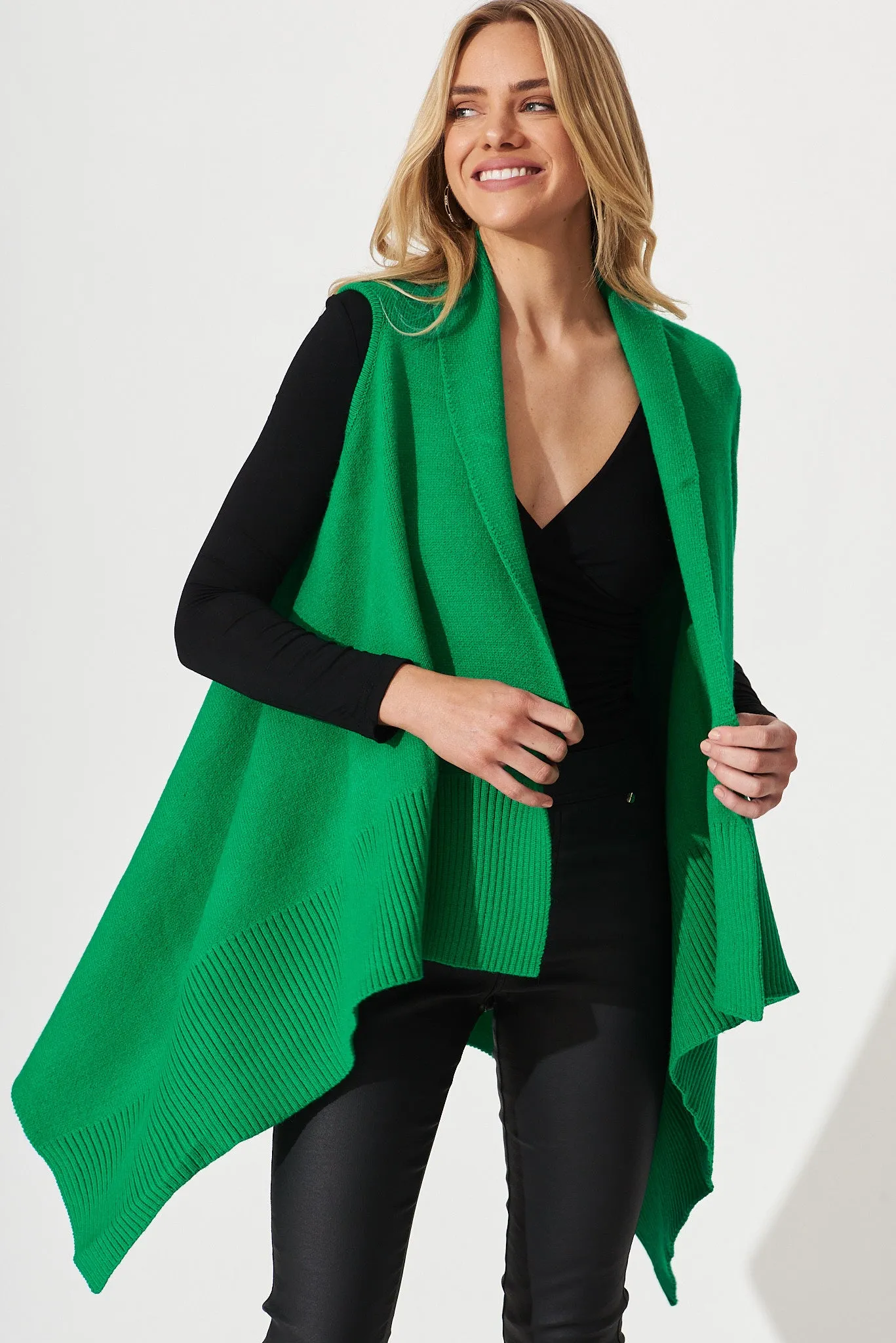 Arlesey Knit Cardigan In Emerald Wool Blend