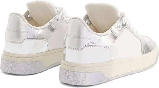 Giuseppe Zanotti logo-patch leather sneakers White