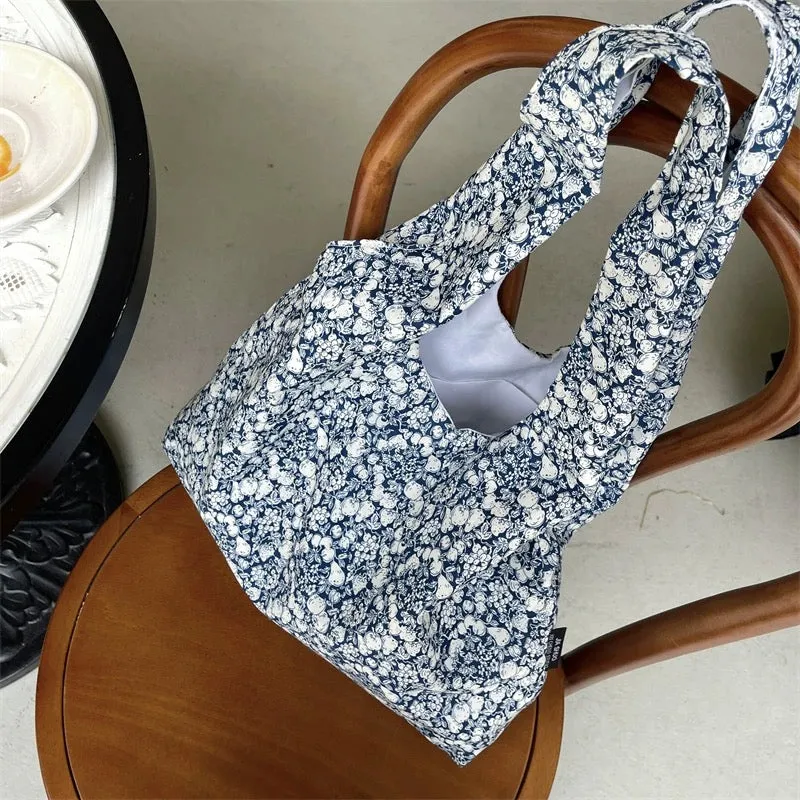 Japanese original design floral canvas bag 2024 summer new French retro shoulder bag college student armpit bag