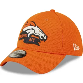 New Era Denver Broncos NFL 39THIRTY Sideline Coach 2022 Baseball Cap Orange