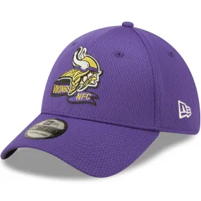 New Era Minnesota Vikings NFL 39THIRTY Sideline Coach 2022 Baseball Cap Purple