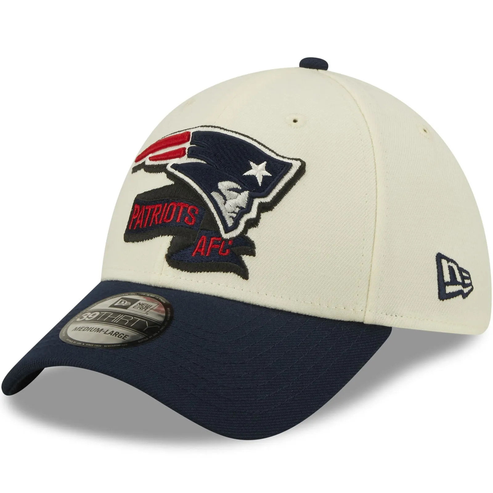 New Era New England Patriots NFL 2022 Sideline 39THIRTY Baseball Cap - Cream