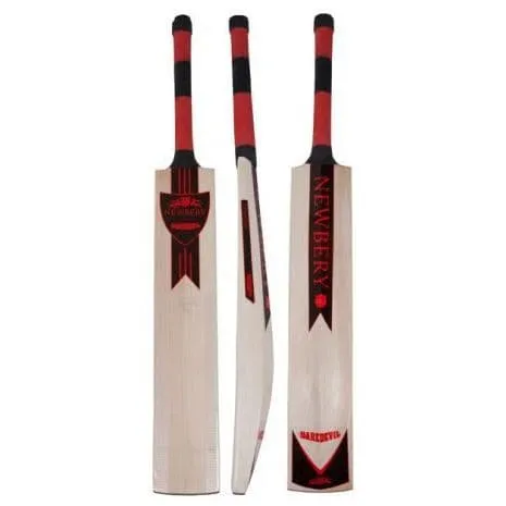 Newbery Daredevil Junior Cricket Bat