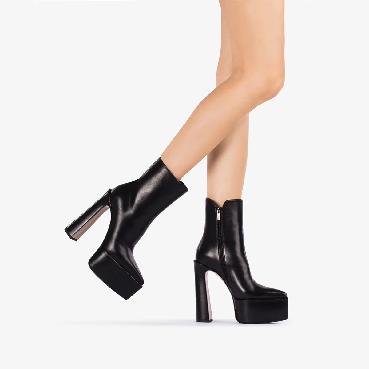 NINA ANKLE BOOT 170 mm Black leather platform ankle boot