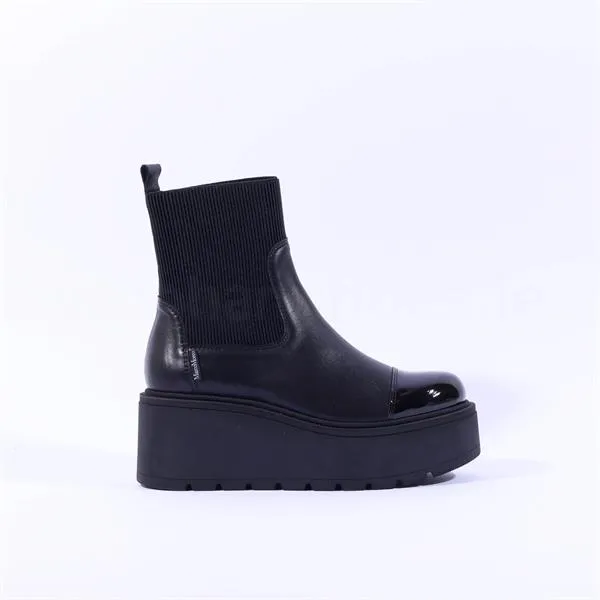 Vale Platform Toe Cap Boot - Black Leather