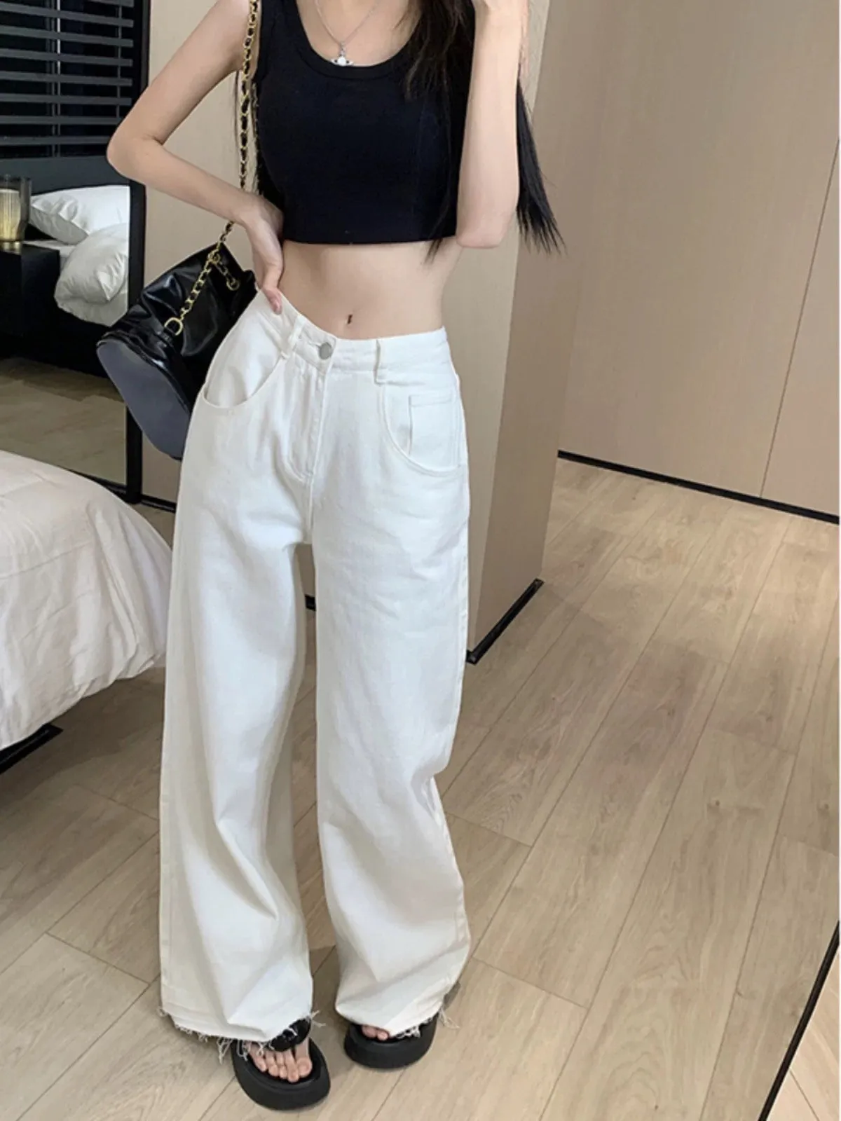 White jeans women's autumn Korean version 2024 new tear-edge design high-waist slim wide-leg straight floor-length pants